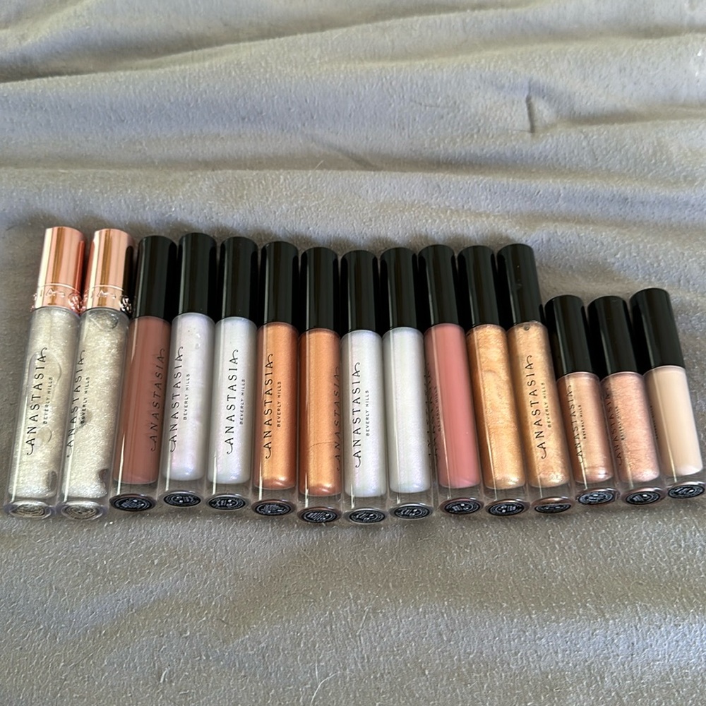 Lot of 15 Anastasia Beverly Hills Lipgloss